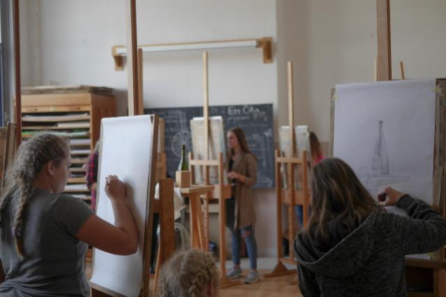 DVEŘE ŠKOLY SE OTEVŘELY MOŽNÝM ZÁJEMCŮM O STUDIUM