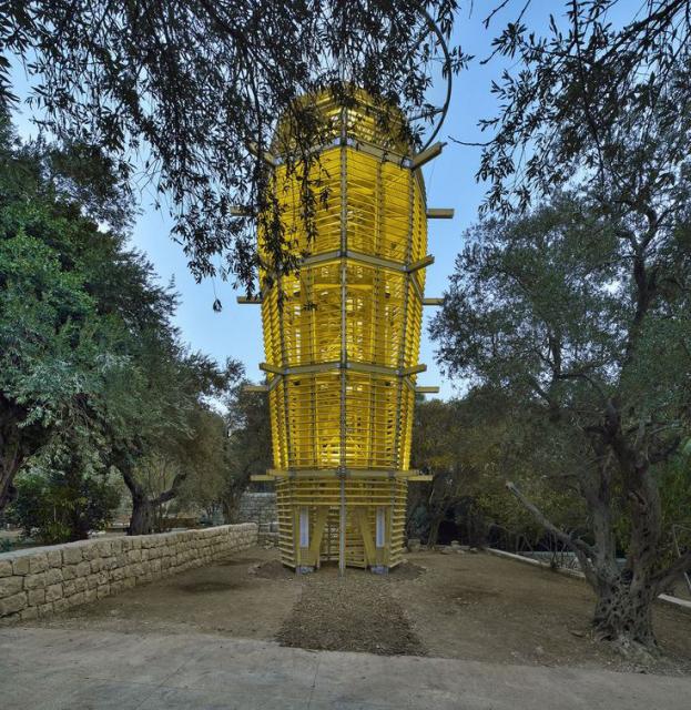 ESTER TOWER – DŘEVĚNÁ ROZHLEDNA V „KAMENNÉM“ MĚSTĚ PŘEDSTAVENA NA NAŠÍ ŠKOLE ESTER TOWER – DŘEVĚNÁ ROZHLEDNA V „KAMENNÉM“ MĚSTĚ PŘEDSTAVENA NA NAŠÍ ŠKOLE