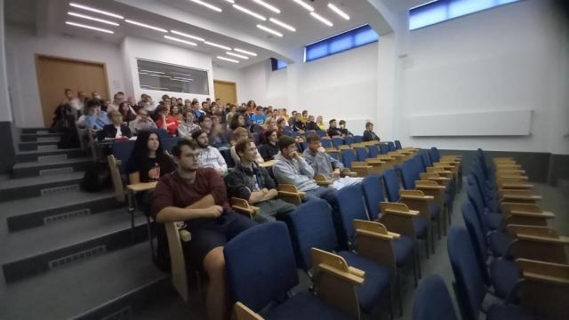 CO S VLHKOSTÍ? CO S VLHKOSTÍ?