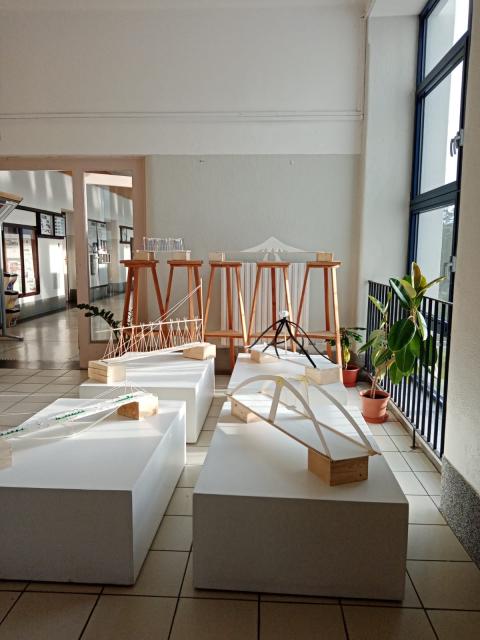 LETNÍ ŠKOLA ARCHITEKTURY PODRUHÉ LETNÍ ŠKOLA ARCHITEKTURY PODRUHÉ
