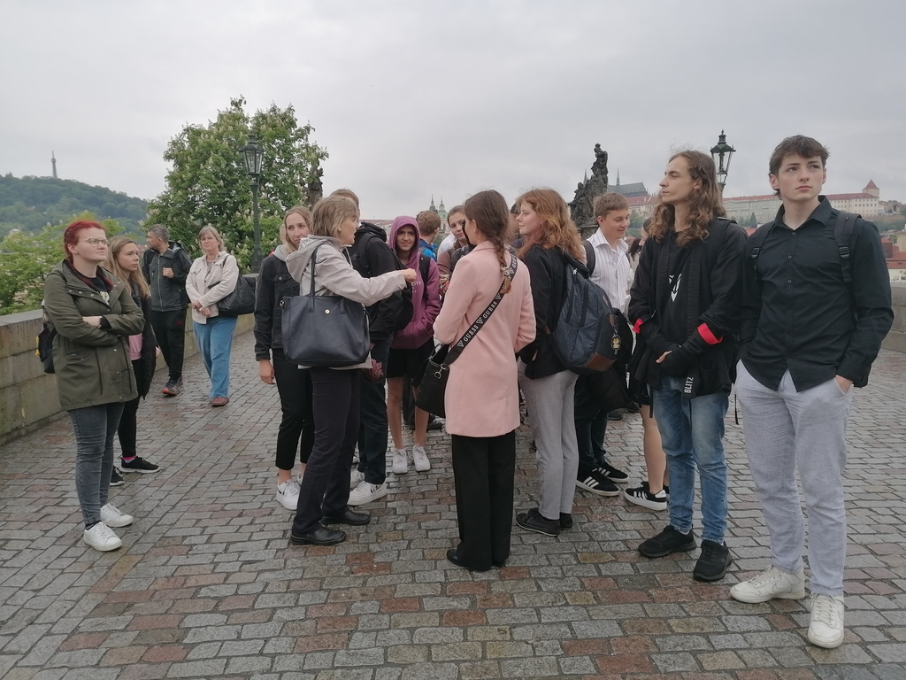 CHCEŠ VĚDĚT, JAK SE PÍŠE DENÍK? CHCEŠ VĚDĚT, JAK SE PÍŠE DENÍK?