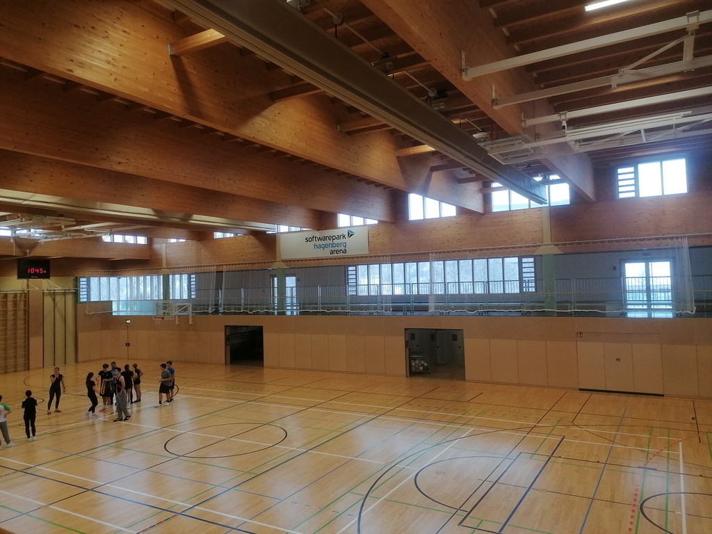 JINÝ KRAJ, JINÝ MRAV