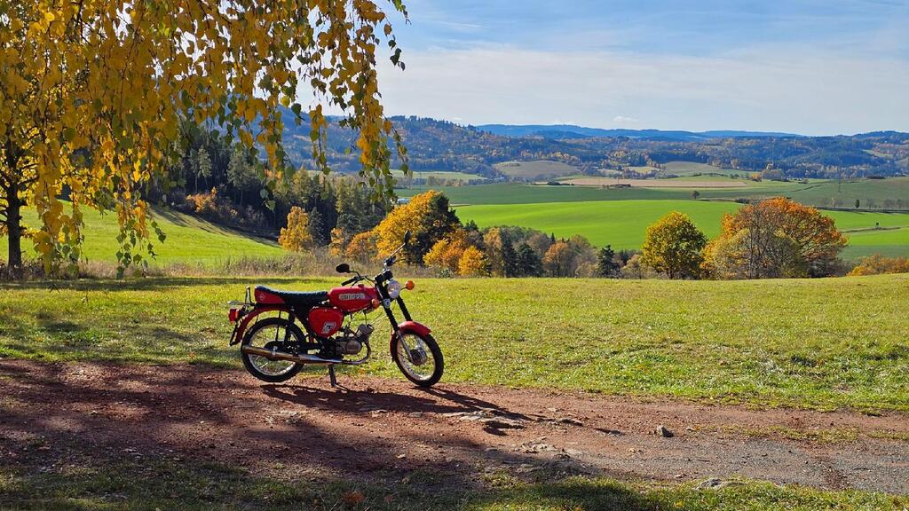 KOUZLO PODZIMU – FOTOSOUTEŽ DOMOVA MLÁDEŽE