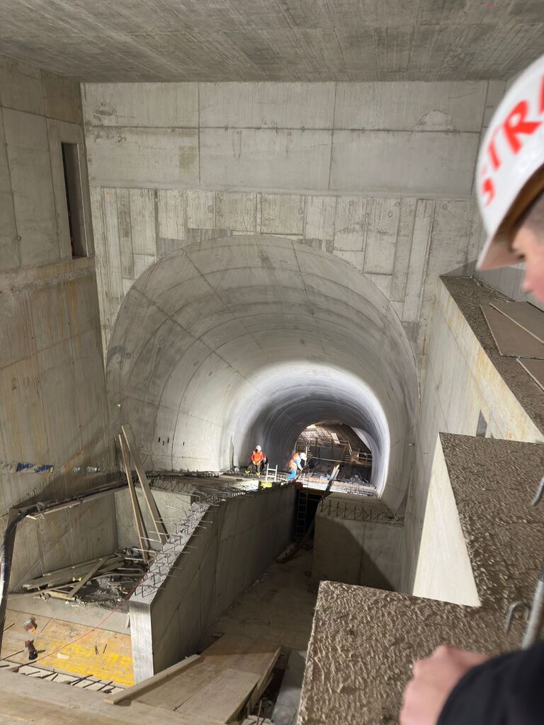 PRAHA, NEJEN HISTORICKÁ