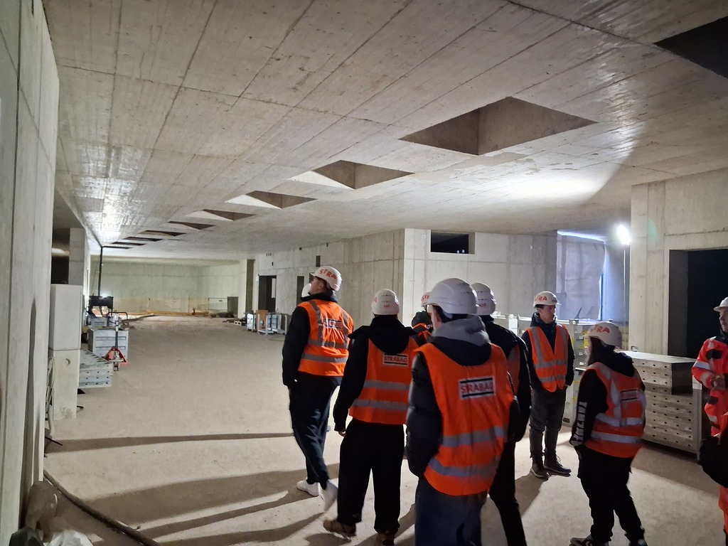 PRAHA, NEJEN HISTORICKÁ