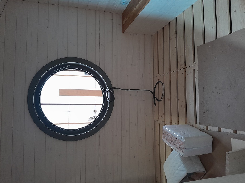 BYDLENÍ V MARINGOTCE