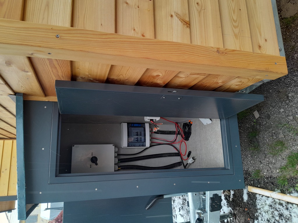 BYDLENÍ V MARINGOTCE