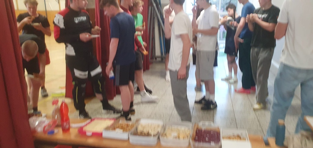 PUTOVNÍ POHÁR MÁ PRVNÍHO MAJITELE