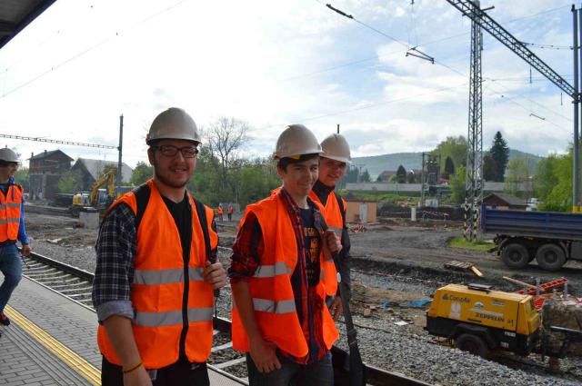 Strakon CZ a vlakové nádraží ve Strakonicích Strakon CZ a vlakové nádraží ve Strakonicích
